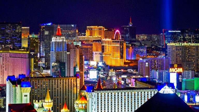How Sports Betting and Casino Games Can Cooperate for Greater Benefits