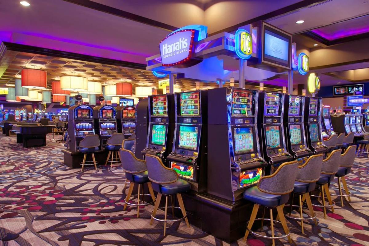 Strategies to Improve Your Odds When Playing Online Slot Games