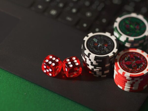 Features of Online casino that increase excitement and enhance player engagement