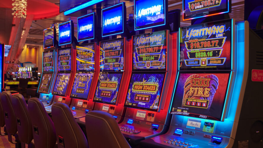 Community engagement created through introductory casino reward opportunities for new players